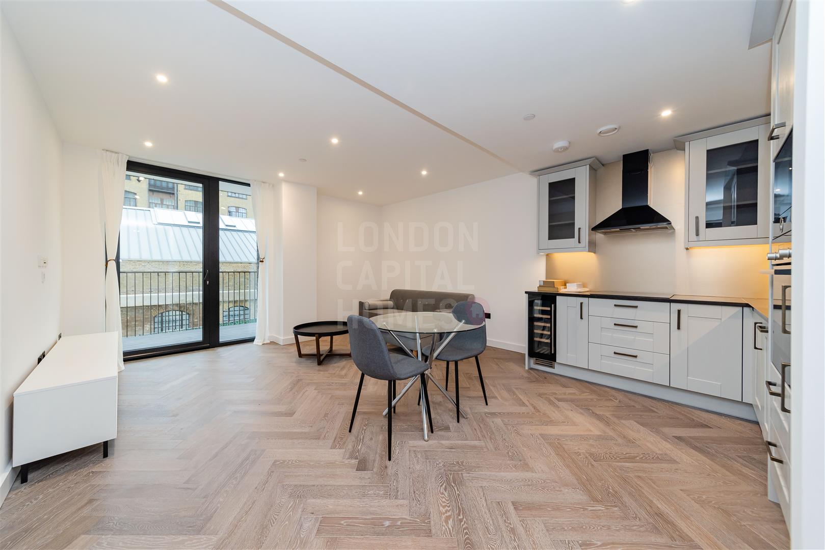 1 bed property in 1 Merino Gardens, London